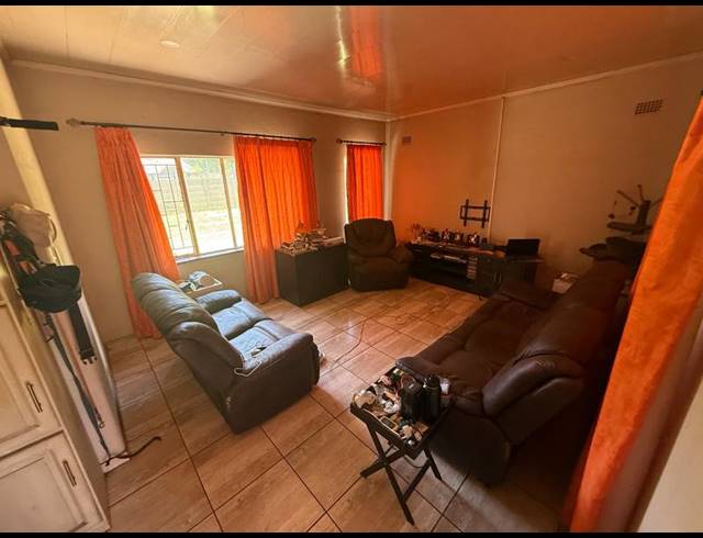3 BEDROOM HOUSE FOR SALE IN VANDERBIJLPARK CW 6